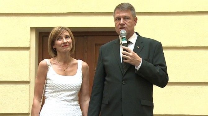 Carmen Iohannis, anunţ înainte de a pleca în SUA
