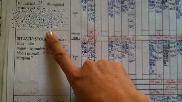 Catalogul online, gata deja într-un oraş din România. Părinţii pot afla cu un simplu "click" notele