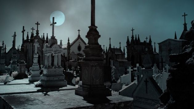 Crimă șocantă. Un cunoscut politician a fost asasinat în toiul nopții în cimitir