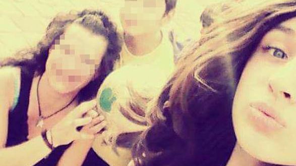 Crimă înfiorătoare! O adolescentă a fost împușcată de iubitul mamei sale în drum spre școală