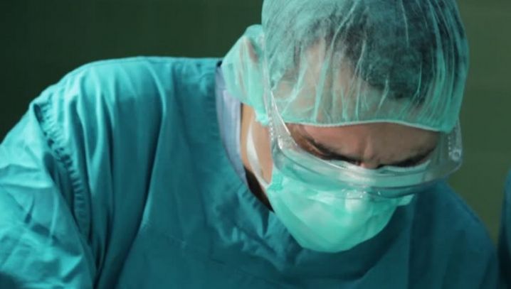 Transplant de ficat la un donator de 100 de ani - Premieră în Italia