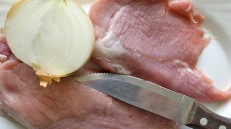 Un truc simplu pentru o friptură fragedă: E mai uşor decât îţi imaginezi