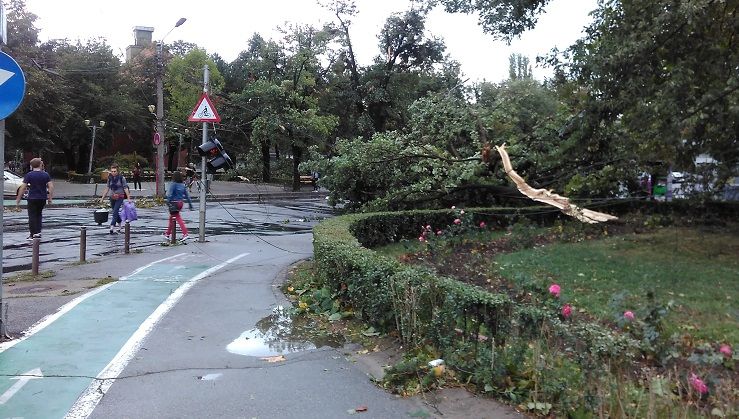 Anunţ de ultimă oră al premierului Tudose. Când va funcţiona sistemul de avertizare a populaţiei