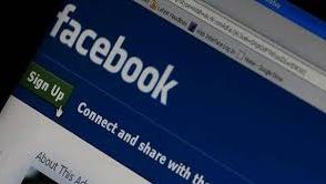 PANOUL RUŞINII pe Facebook. Ce le face un primar din România angajaţilor care întârzie la serviciu