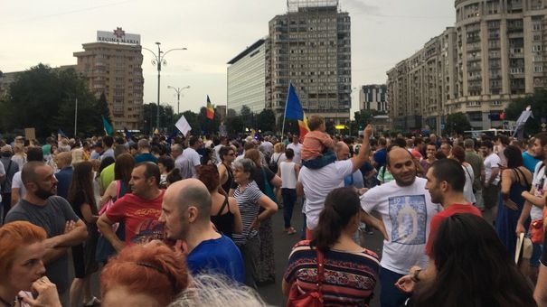 Un nou protest anunţat duminică în Piaţa Victoriei