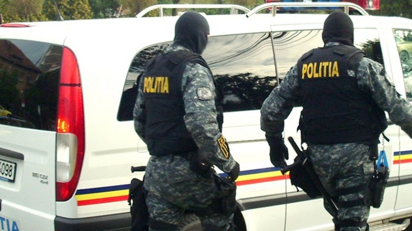 Reţea de trafic de persoane, destructurată de poliţiştii români şi cei din Marea Britanie