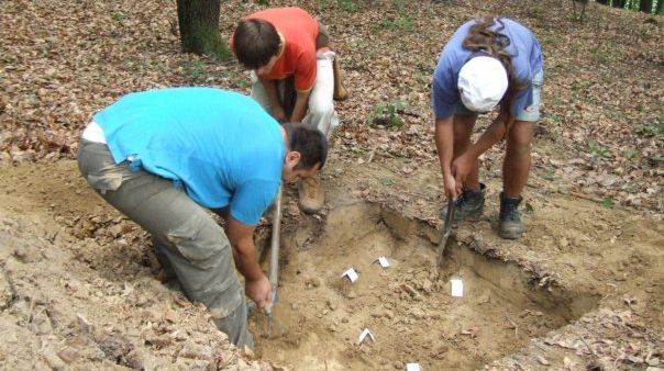 Cea mai ciudată metodă de tratament: Se practică şi în România. Ai încerca aşa ceva?
