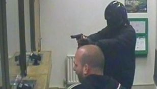 Jaf armat la un cazino din Petroşani