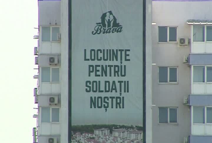 Zeci de unităţi militare, în paragină. De ce România nu a putut urma modelul polonez
