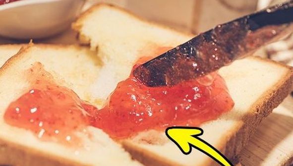 Mănânci gem pe pâine? Sigur nu ştiai cât de rău îţi face această combinaţie!