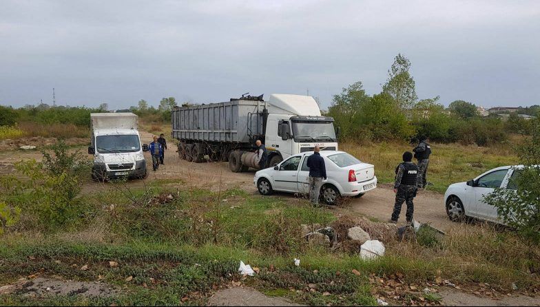 Unitatea militară unde au fost împușcați soții Elena și Nicolae Ceaușescu, în atenţia Poliţiei