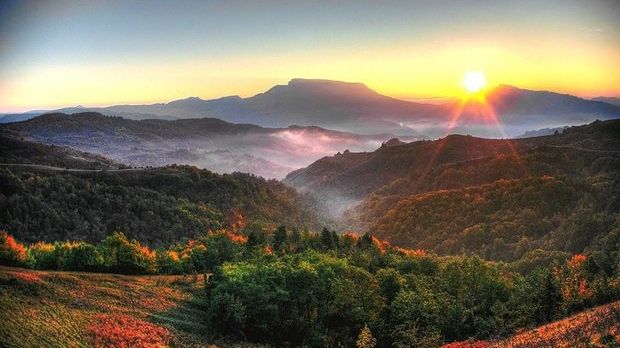 Locuri de poveste ale României, evitate de turişti. Apelul primarilor către premierul Tudose 