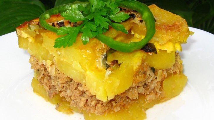 Cea mai bună musaca de cartofi cu carne. Reţeta ştiută de puţini bucătari