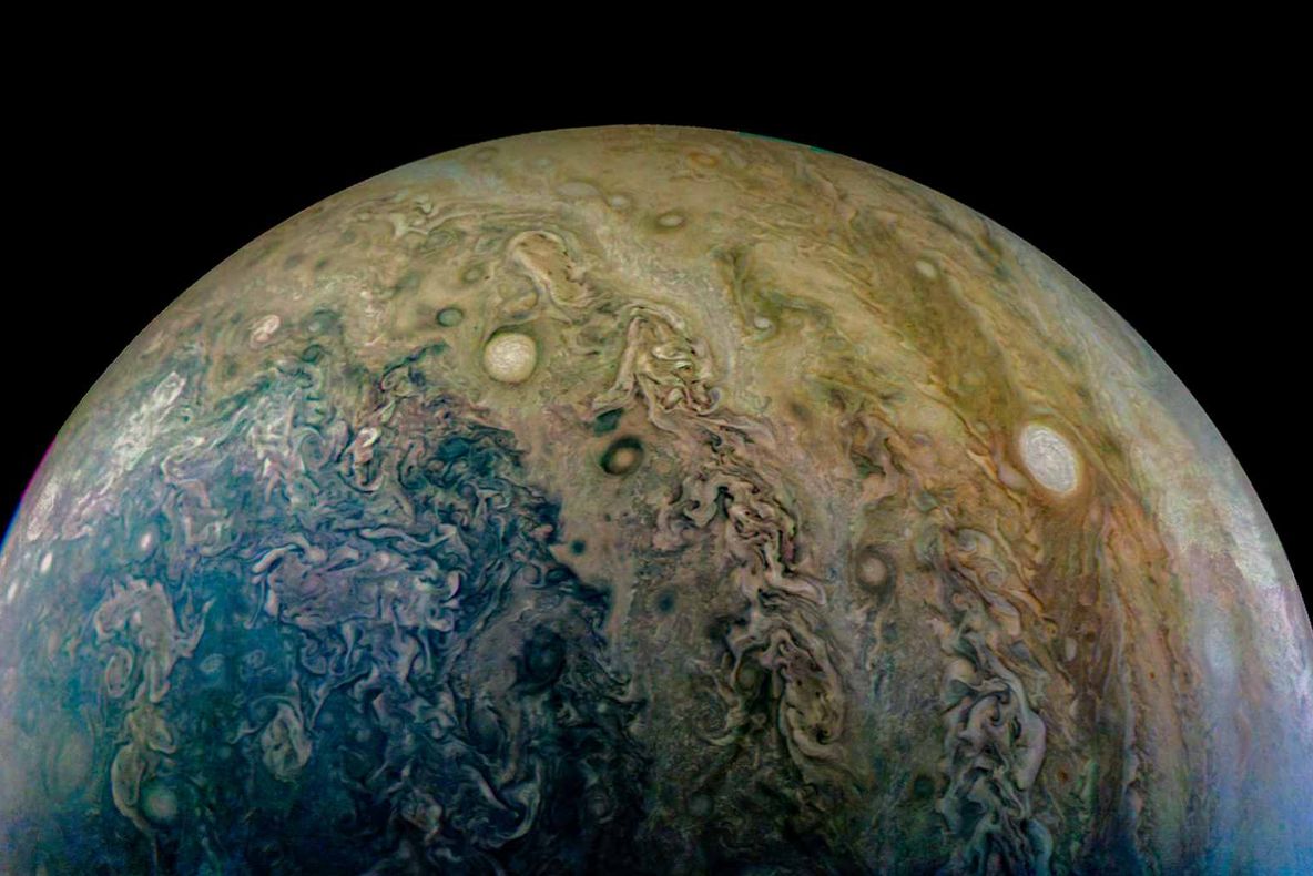Imagini incredibile de pe planeta Jupiter, publicate de NASA: Nu poate fi adevărat!
