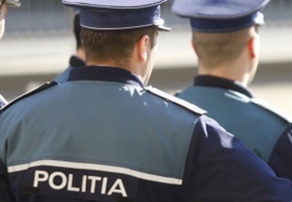 Polițist amenințat pe Facebook, după ce a lăsat un șofer fără permis: ”Te prind și te tai!”