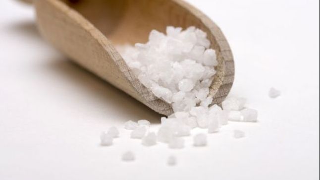 Iată ce s-a găsit în acest tip de sare, preferat de mulți români! Este INCREDIBIL