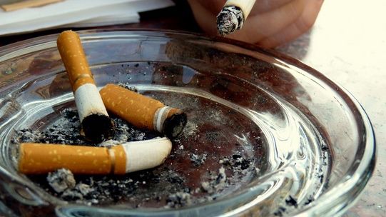 Cum te poate ajuta ŢELINA să te laşi de fumat