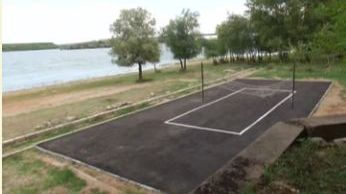 VIDEO. Investiţiile de mântuială ale unei primării din România: "Şi-au băgat nişte bani în buzunar"