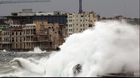 Un nou uragan feroce lovește SUA. Deja a făcut 28 de morți