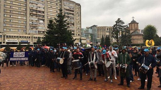 Angajații de la Dacia protestează împotriva transferului contribuțiilor la angajați