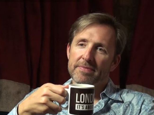 Băutura care l-a ajutat pe un bărbat să slăbească 40 de kg