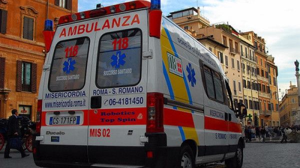 Român bătut şi incendiat la Torino