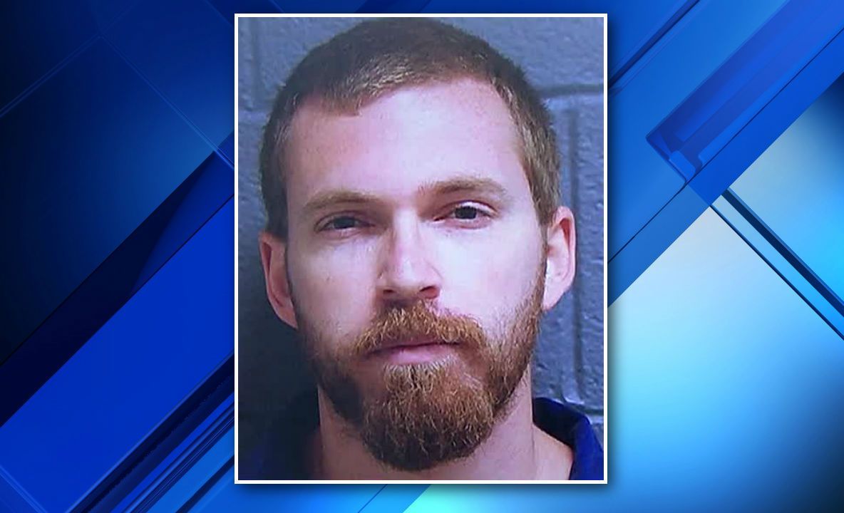 Povestea care ŞOCHEAZĂ America:un violator a primit custodia copilului victimei sale. Ea avea 12 ani