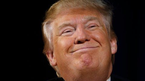 Trump propune o comparaţie de teste IQ cu un oficial de la Casa Albă