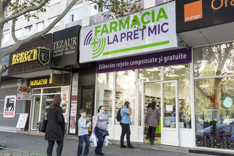 De ce tot mai mulţi români aleg Farmacia la Preţ Mic? (P)