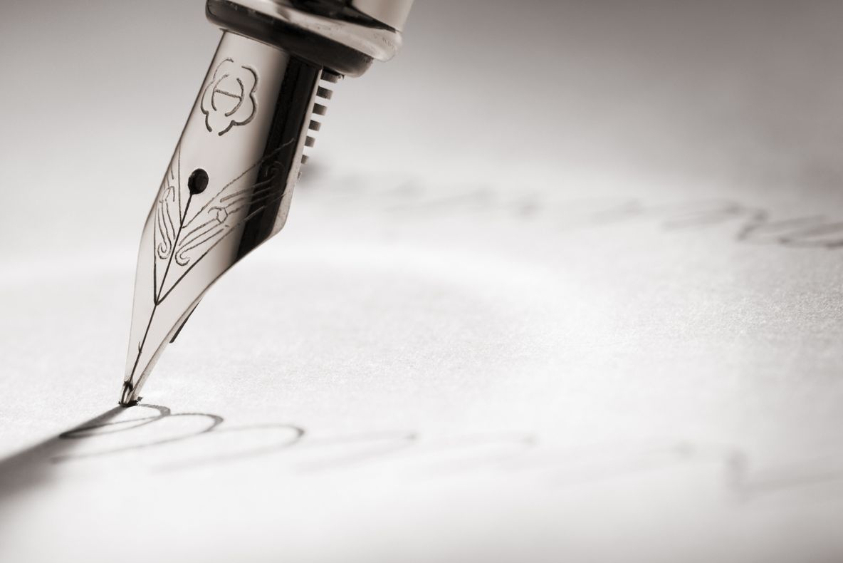 Un primar din România şi-a pus angajaţii să scrie pe bileţele ce salarii şi-ar dori. Ce a făcut după