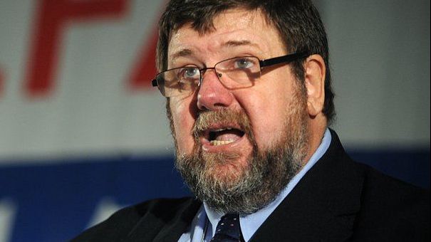 Guvernul se spală pe mâini: după transferul contribuțiilor, angajatul rămâne la mâna angajatorului