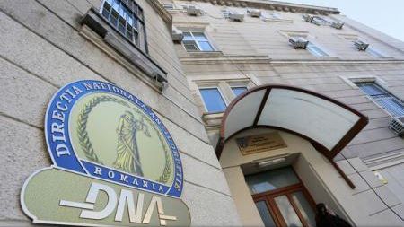 GALERIE FOTO. Fost șef ANAF, audiat la DNA