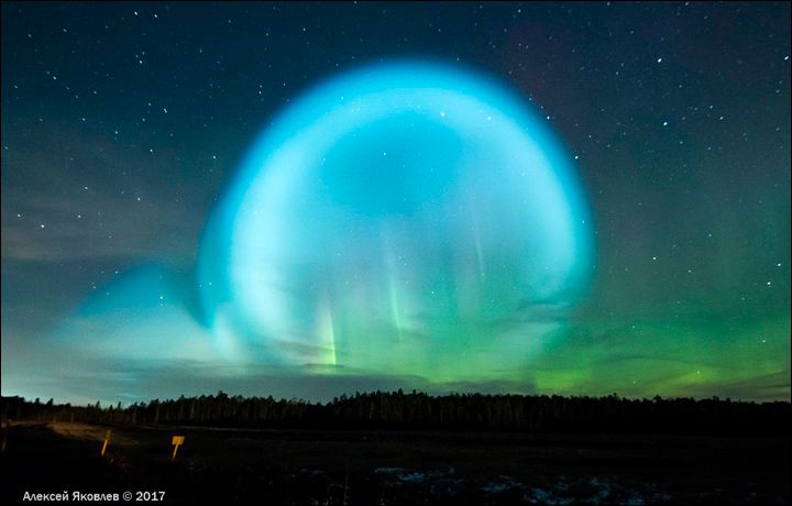 Un obiect MISTERIOS, văzut pe cer, deasupra Rusiei. Ce era globul uriaş de lumină 