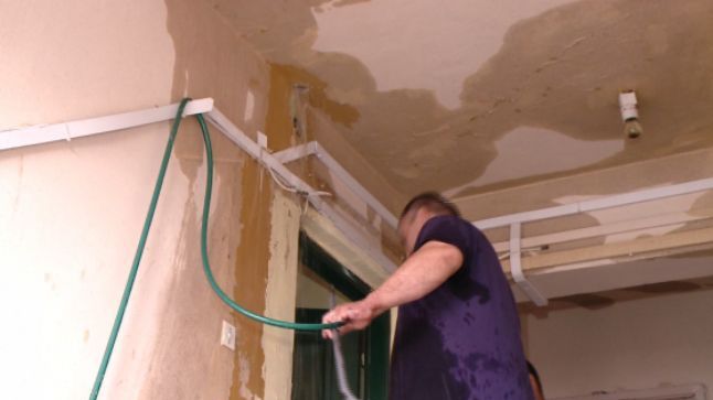 Ce să faci dacă te inundă vecinul