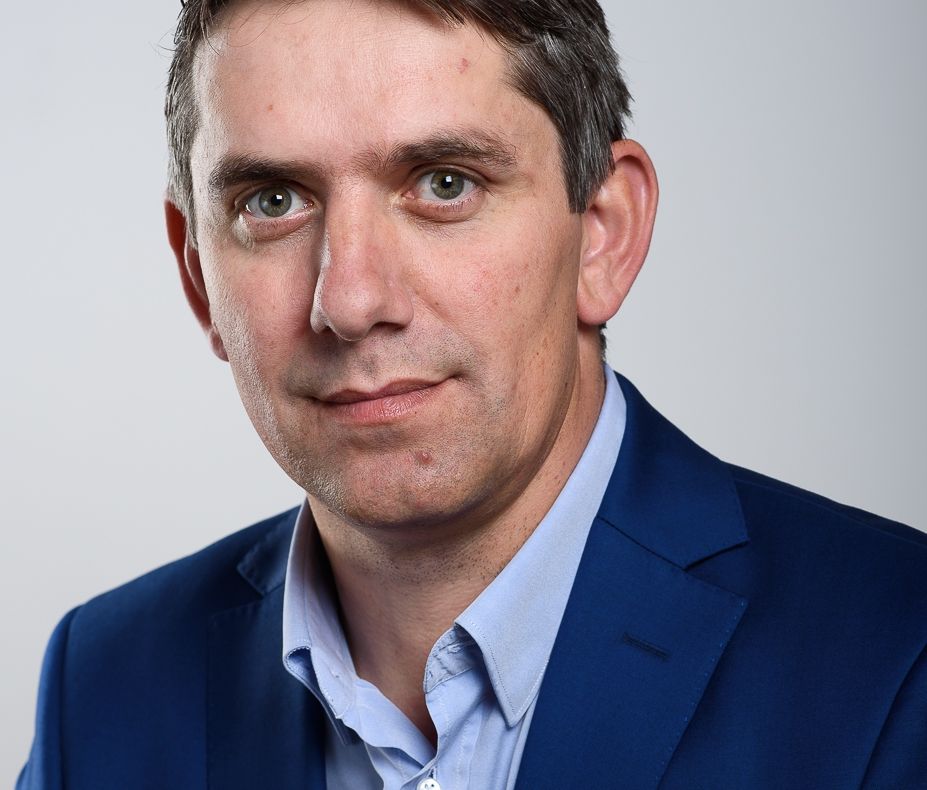 Un jurnalist va fi purtător de cuvânt al PNL. Deja s-a înscris în partid