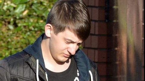 Un adolescent de 18 ani a recunoscut că a pătruns în calculatoarele CIA, FBI şi ale guvernului SUA