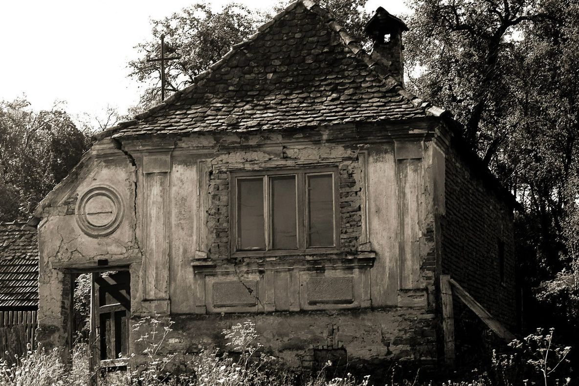 LOCALITĂŢILE FANTOMĂ ale României. Apar în registrele naţionale, dar nu sunt locuite