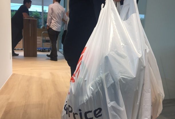 Un tânăr din Timişoara a găsit o sacoşă cu aproape 26.000 de lei. Ce a făcut cu banii