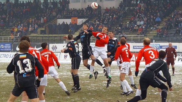 Unul dintre minerii prinşi în mina Lupeni este fotbalistul Raul Cişmaşiu