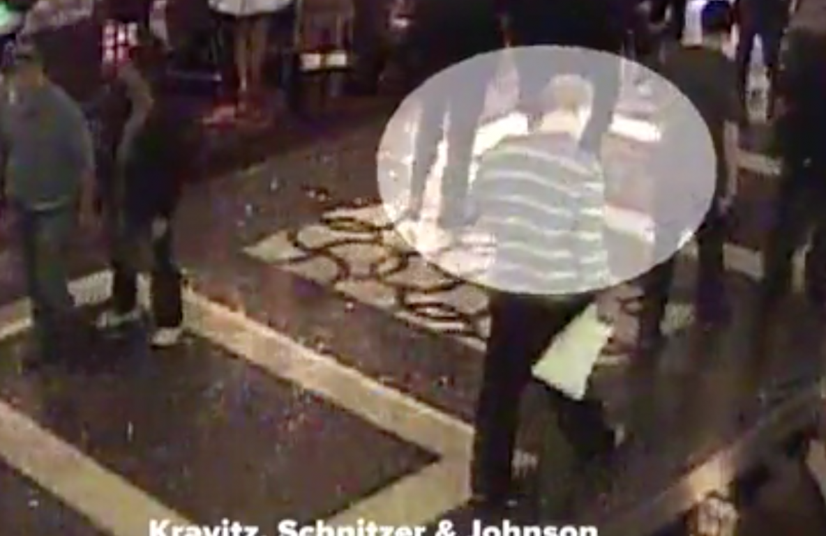 Atacatorul milionar din Las Vegas, SURPRINS de camerele video într-un incident bizar