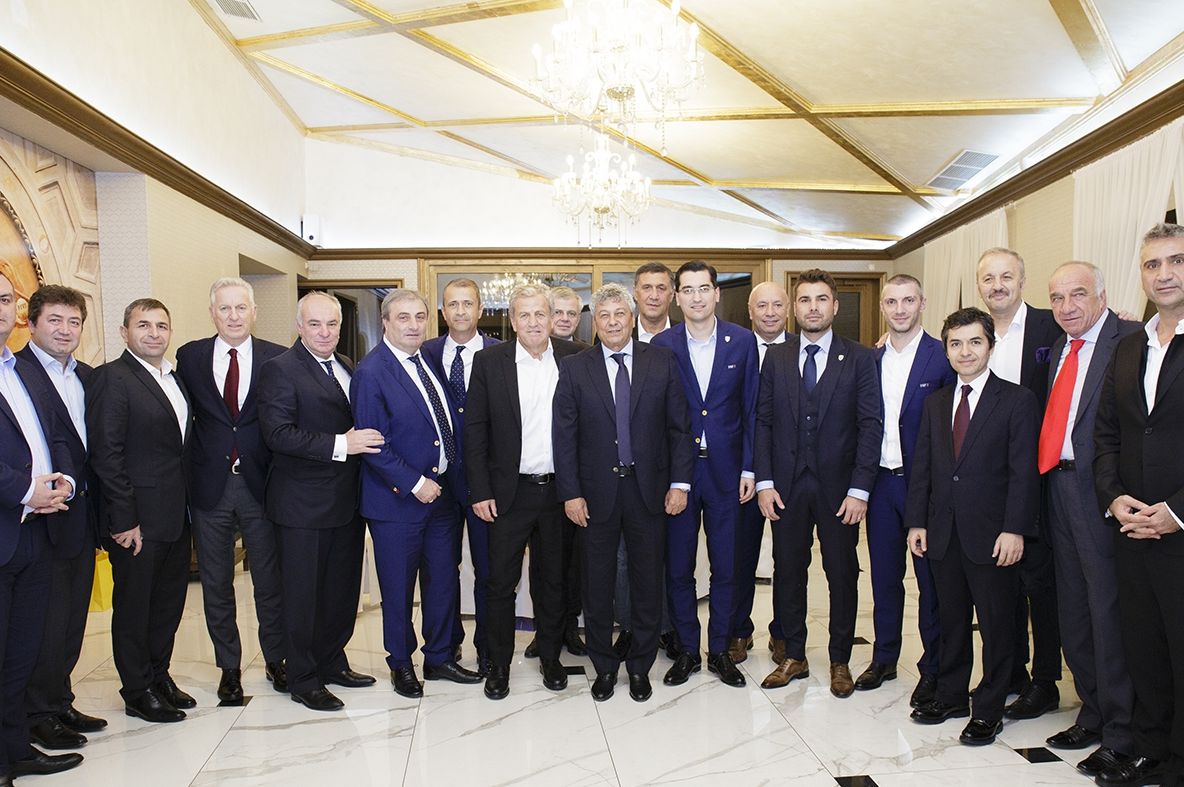 ROMÂNIA-TURCIA, AMICAL. Mircea Lucescu și-a revăzut foștii jucători înainte de meciul de la Cluj 