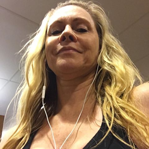 A postat o fotografie imediat după ce a ieşit de la sală. Acum plânge: "Mi-a distrus viaţa!"