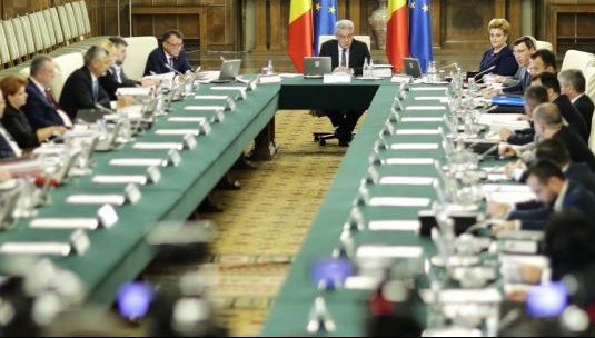 Daea: Consiliul Concurenței să intervină în cazul scumpirilor. Șeful CC nu e păun printre găini