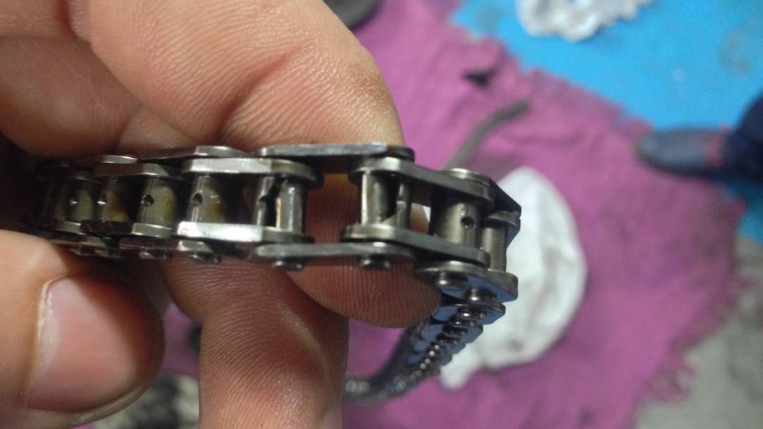 Scene halucinante în Iași! Copil bătut cu lanțul de paznicul unui lac