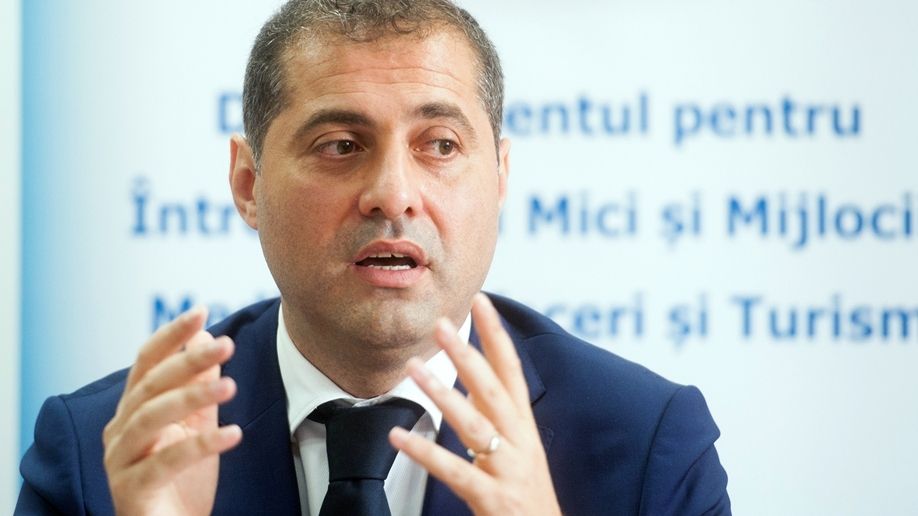 Jianu, atac dur la adresa clasei politice: Programe de guvernare inventate şi paralele 