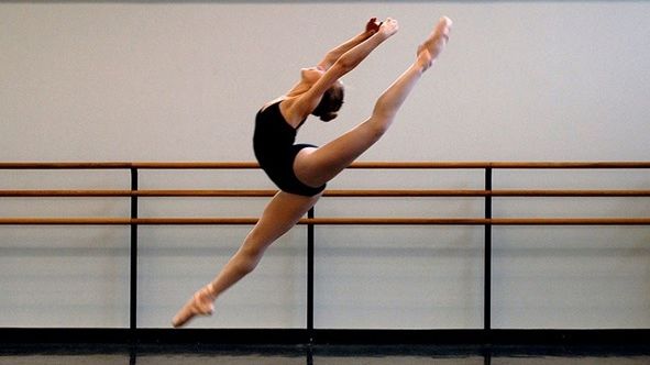 Focar de Covid-19 la renumitul Teatru de Operă din Sankt Petersburg: zeci de balerini, infectați