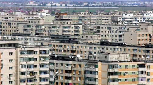 Un interlop din Giurgiu a vrut să se arunce de la etaj dintr-un motiv HALUCINANT