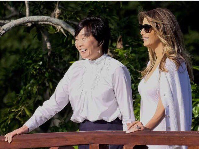 Melania Trump a ieșit la cumpărături cu Prima Doamnă a Japoniei