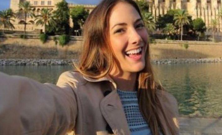 A observat un detaliu bizar într-o poză şi a mers la doctor: "Nu credeam că aşa arată cancerul"