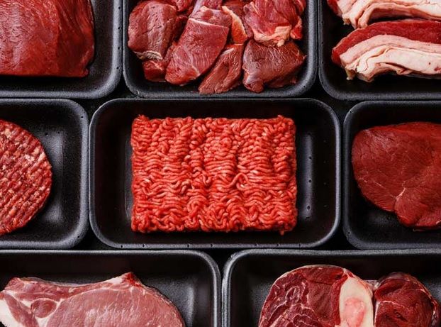 Boala consumatorilor de carne. Simptomele care ar trebui să te alarmeze